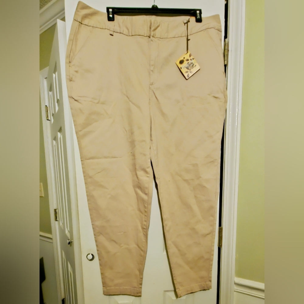 Hybrid & Company Womens Stretch All Day Comfort Flat Front Trousers Chino Pants